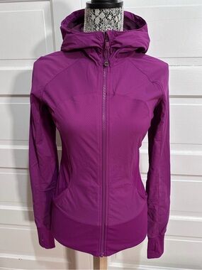 Lululemon In Flux Jacket Hoodie 8 Regal Plum Dance Studio Flattering Fit $128
